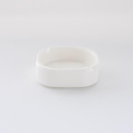 ポーセラーツ 白磁 灰皿 北欧風 スクエアアッシュトレイ : VICTORIA