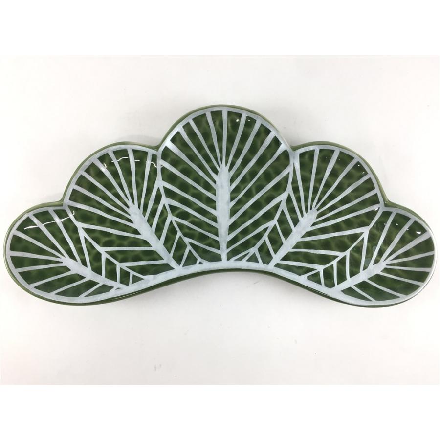 有田焼 幸楽窯 錦金松葉形 前菜皿 25cm お正月 食器 お祝い事 中皿 松