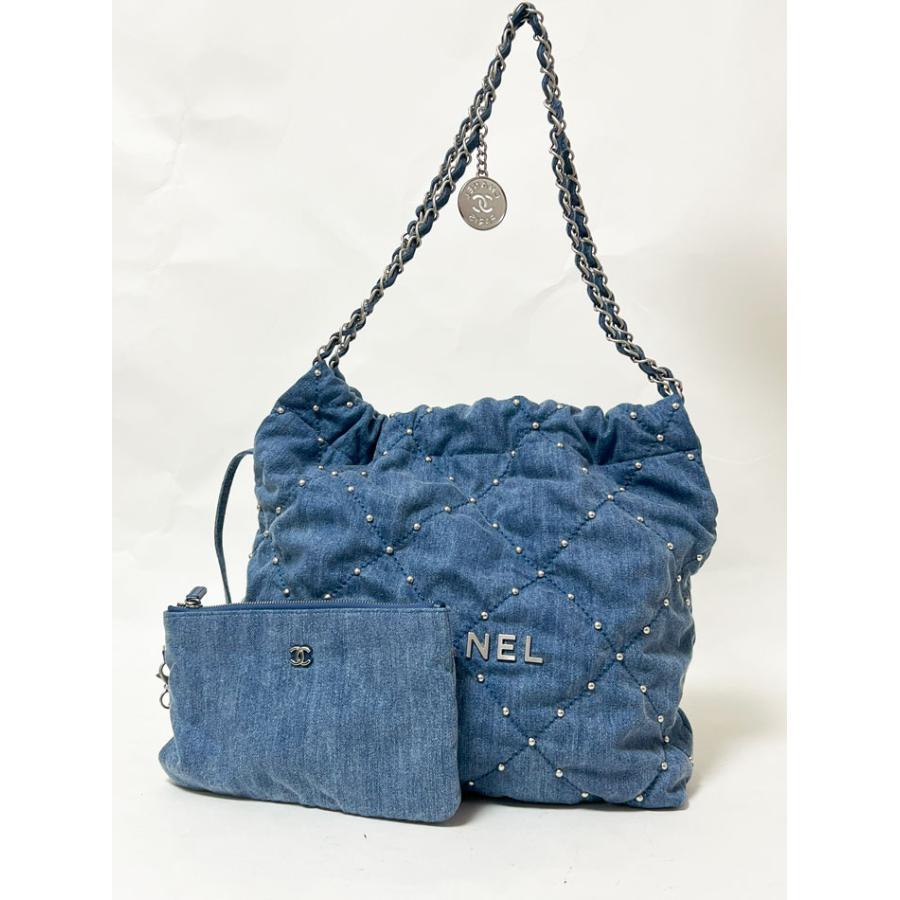 CHANEL（シャネル） シャネル22 スモール チェーンショルダーバッグ