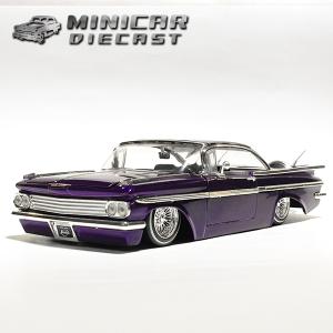 1/18 シボレー インパラ 1961 Chevrolet Impala Lowrider Open