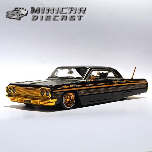 1/26 箱入り ミニカー 1964 CHEVROLET IMPALA SS ブラック ゴールド