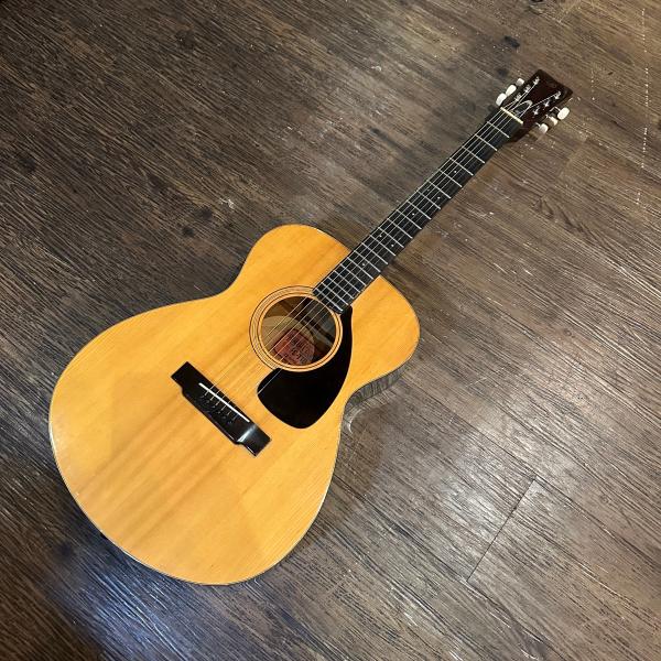 YAMAHA（ヤマハ） Yamaha FG-110 Red Label Acoustic Guitar