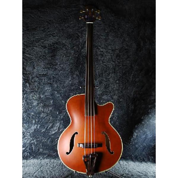 Takamine PB Series B10 専用ハードケース付 | フレットレス 《ベース