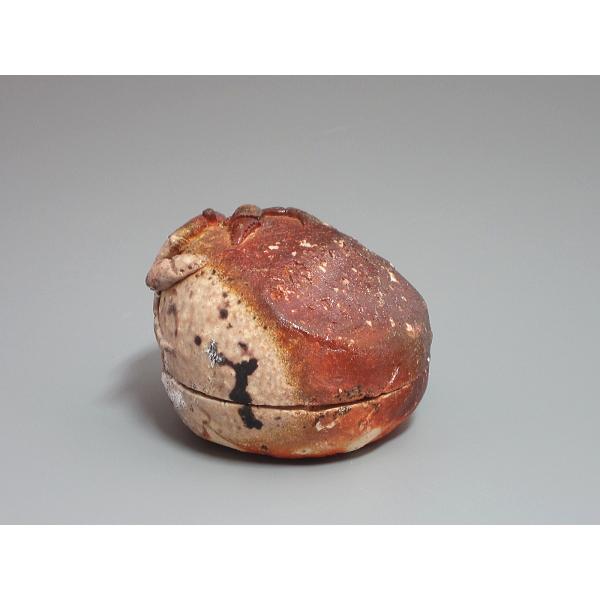 信楽焼 蟹香合 高橋光三造（五代高橋楽斎） 共箱 : 茶道具商 越中屋