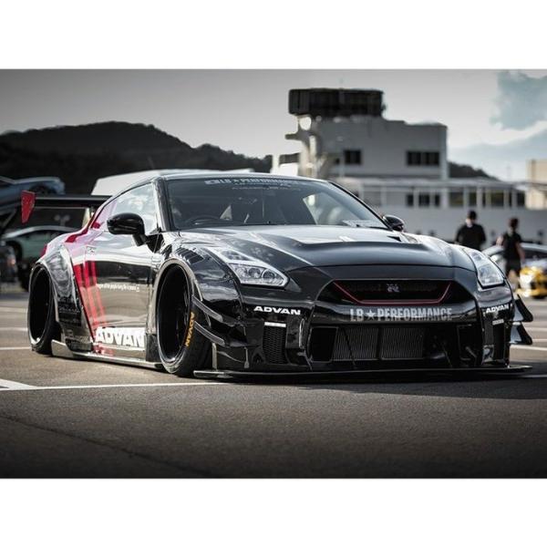 LBワークス スカイライン R35 GT-R type 2 Ver.2 1/24 リバティー