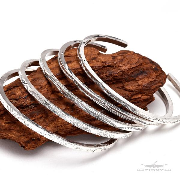 Indian Jewelry FUNNY公式ストア ナバホ族 Elaine Tahe スクエア