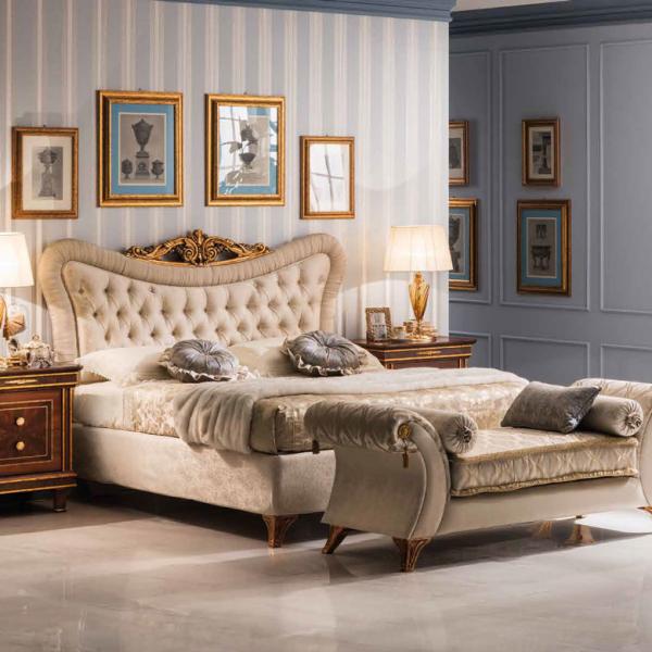 イタリア クイーンサイズベッド ベッドフレーム ボタン締め