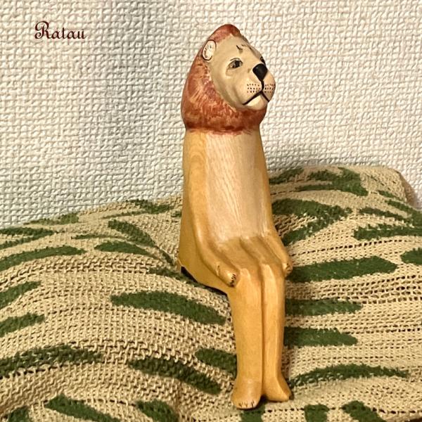 2026 動物オブジェ ライオン お座りアニマル インテリア 置物 木彫り