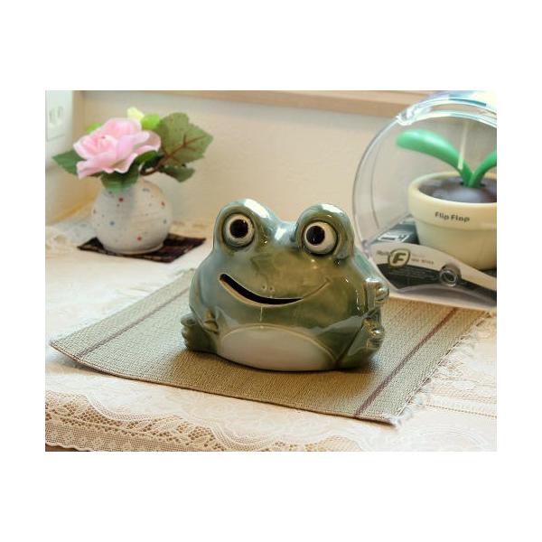 信楽焼 カエル 置物 貯金箱 はにかみ 出目 4号 陶器 かわいい かえる