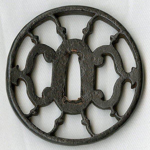 鍔 t-147 雁繋透鐔（尾張）（特別貴重刀装具） 鉄地 鍔・刀装具 : 日本