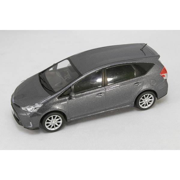 トヨタ特注 1/30 新型 トヨタ プリウス α グレーメタリック カラー
