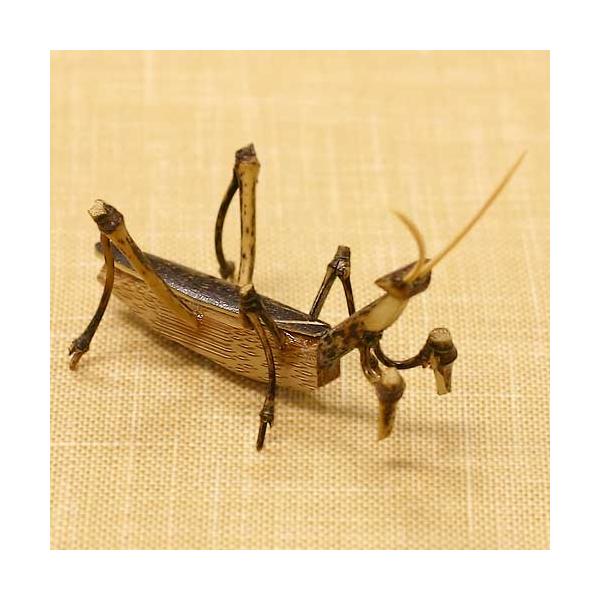 竹細工、虫籠に入ったカマキリ（竹製） 【公式通販】