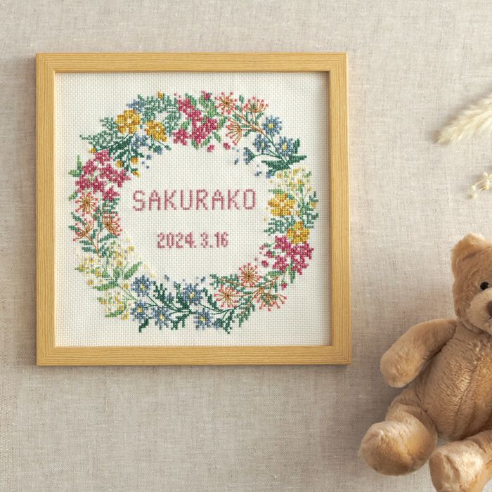 クロスステッチフレーム＜記念日のリース＞ | リバティ 生地、編み物