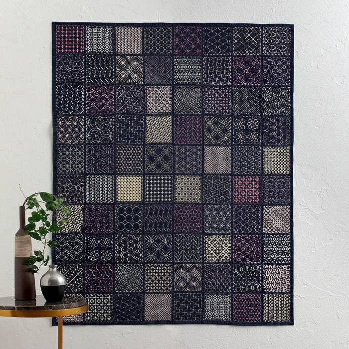 刺し子のテーブルセンター＜やさしい色の四角模様＞ | リバティ 生地