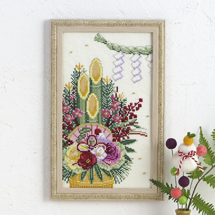 クロスステッチフレーム＜輪飾り＞ | リバティ 生地、編み物、刺繍