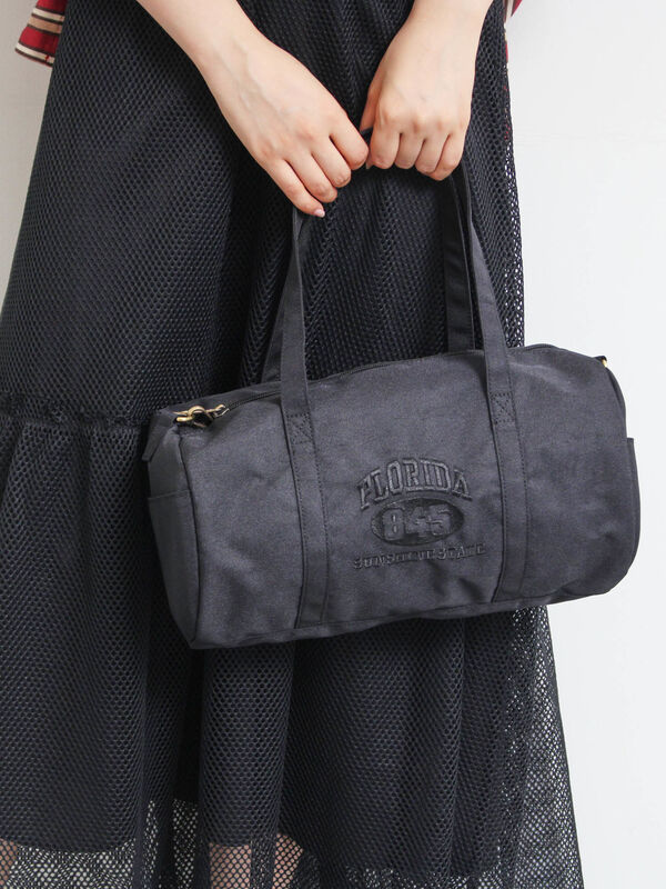 セール】 カレッジ刺繍ボストンバッグ（ブラック/ベージュ/バッグ