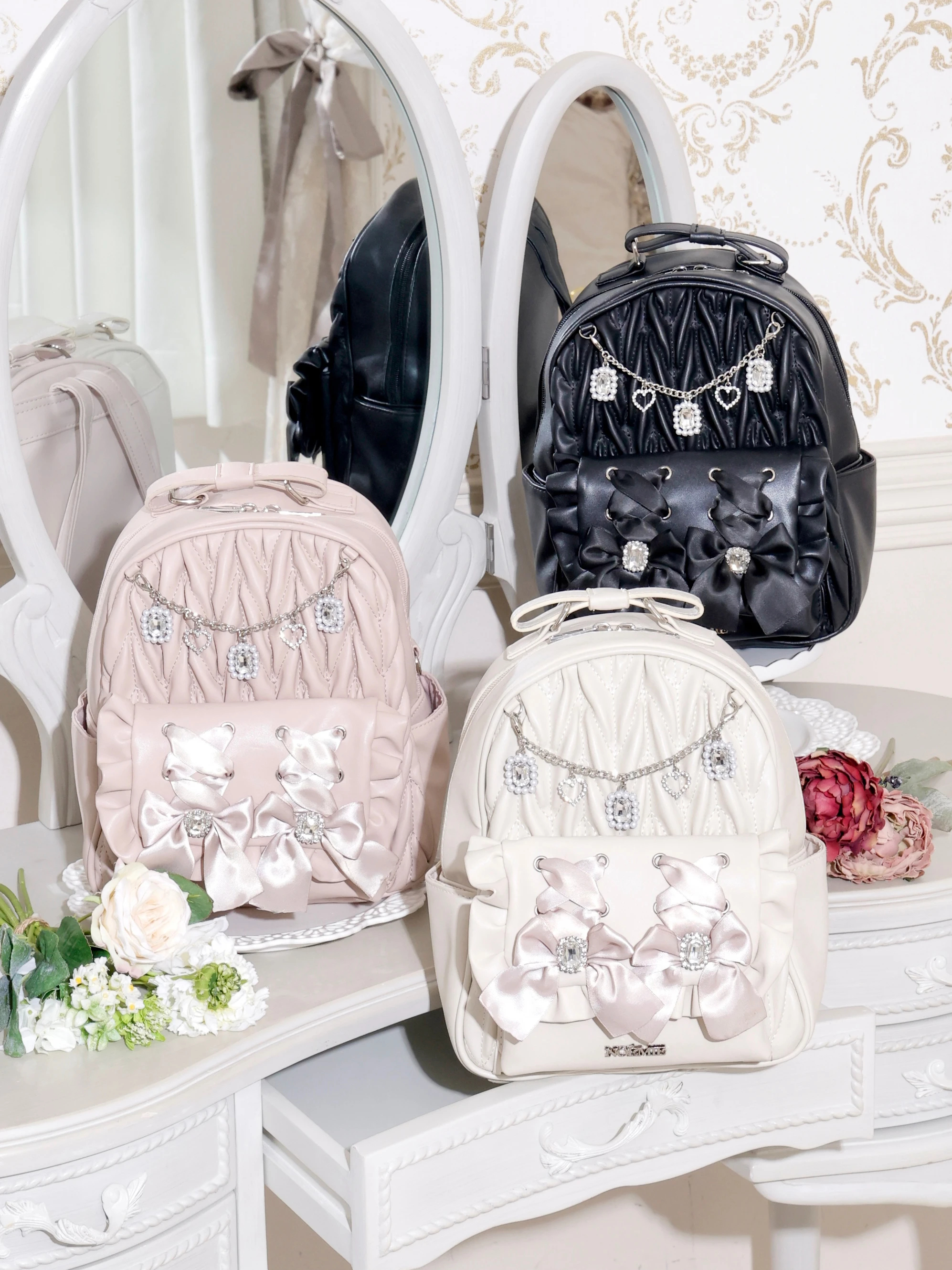 チェーン付きキルティングリュック（リュック｜黒・アイボリー・ピンク