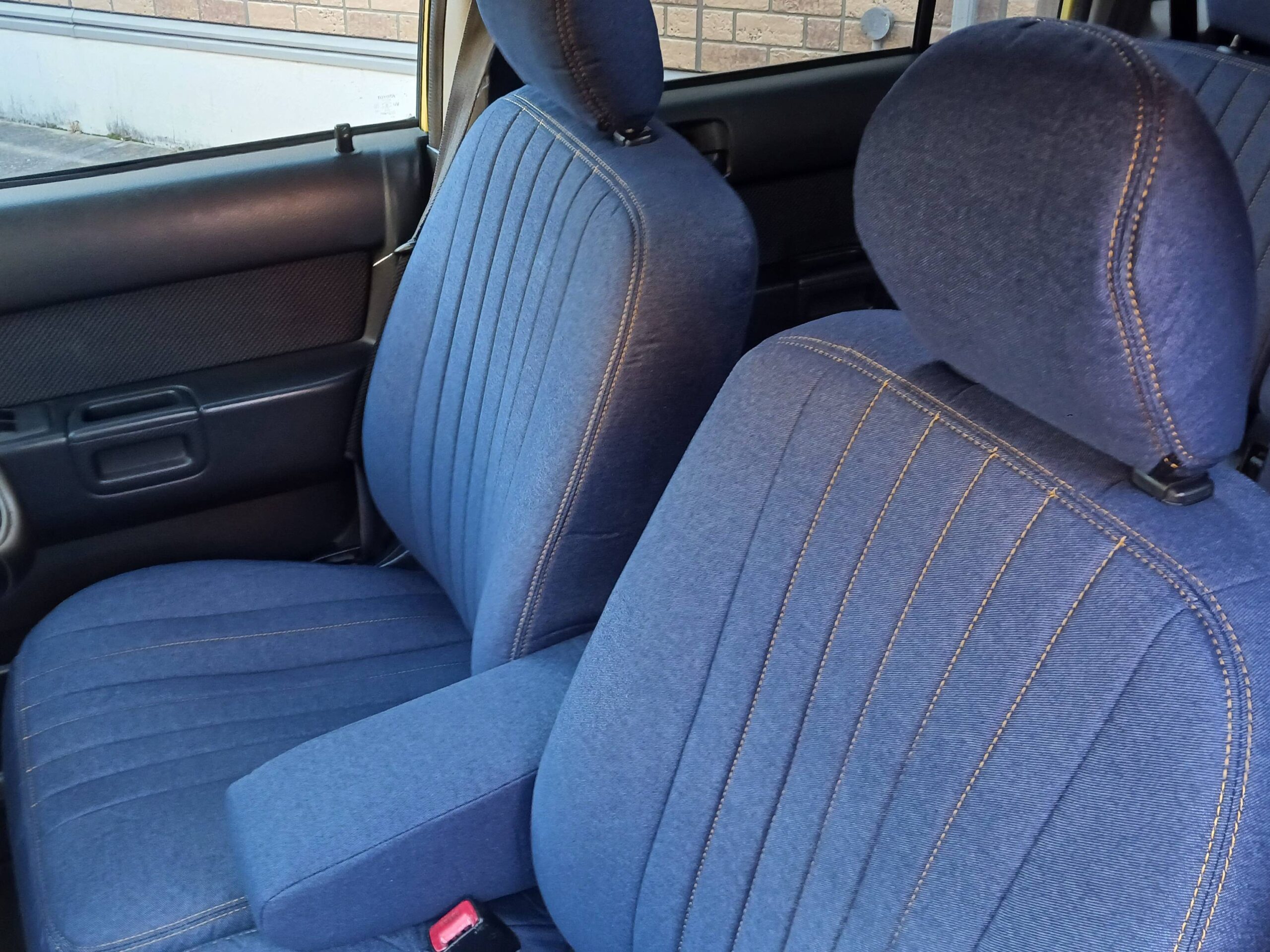 装着写真】bB IXUSデニム シートカバー [品番:TT2-027-01] - シート