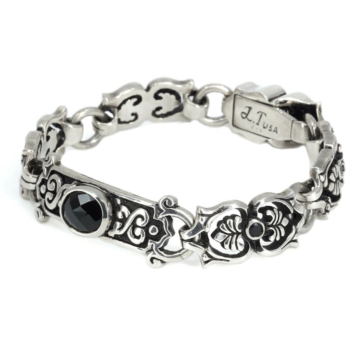 レザーズアンドトレジャーズ ケルティックヴァインブレスレット w/3