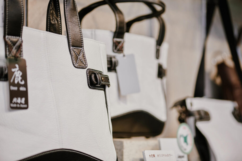 手作り鞄の専門店 水芭蕉小樽本店 | JAPAN LEATHER JOURNAL