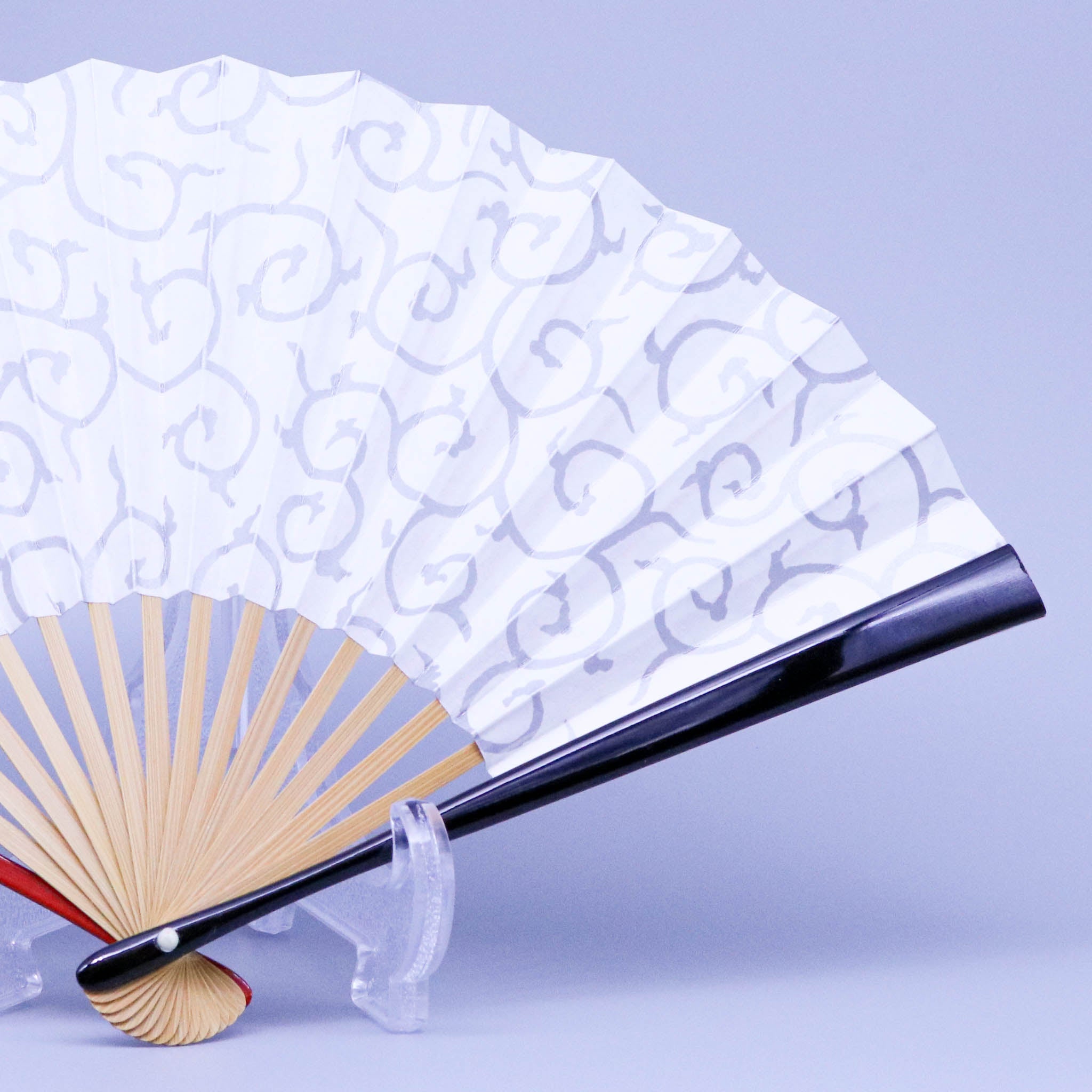 在庫限り】江戸扇子 | 唐草 両面銀 | 女持 赤黒 | 雲錦堂 深津