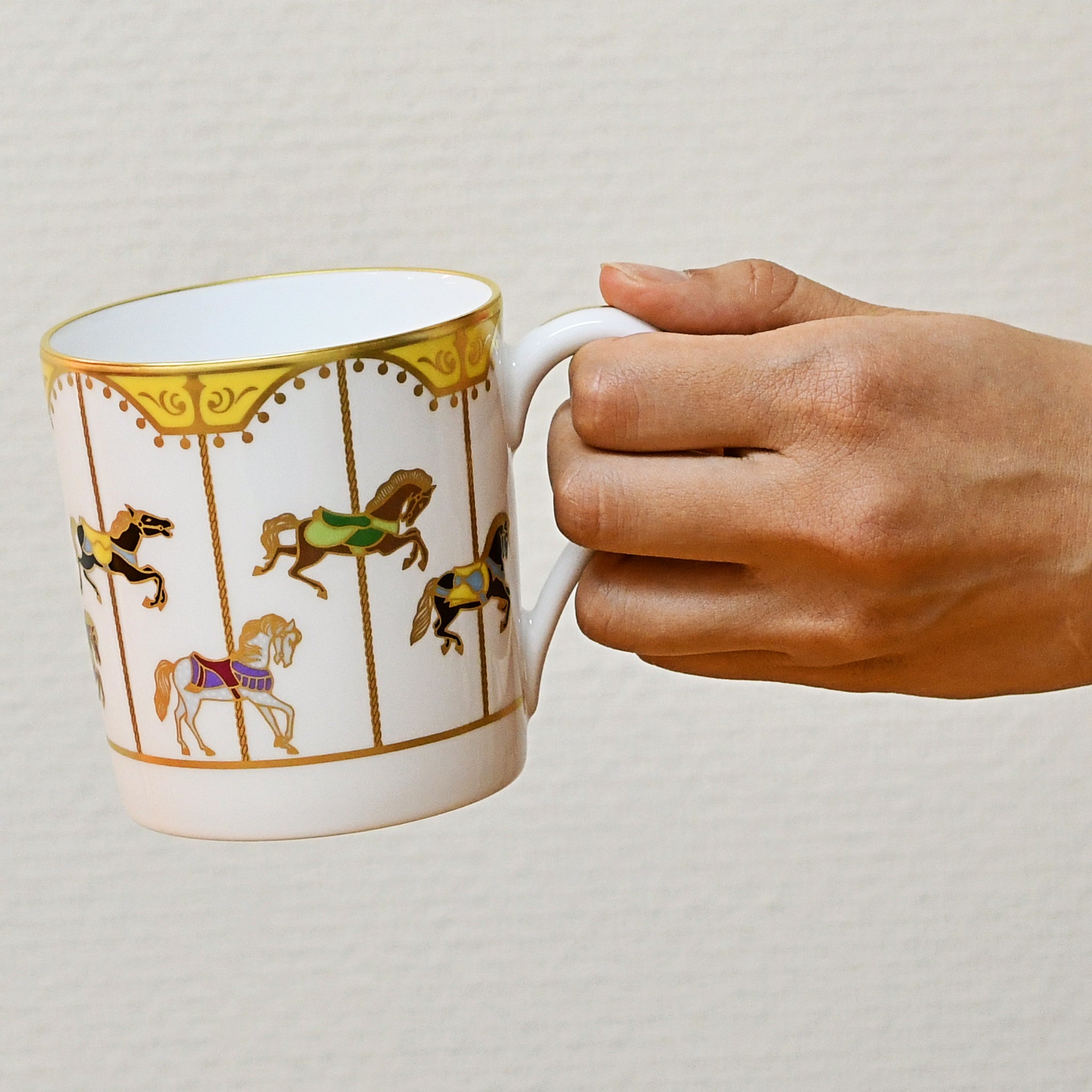 洋食器 | マグカップ 回転木馬 | オリジナル | 大倉陶園