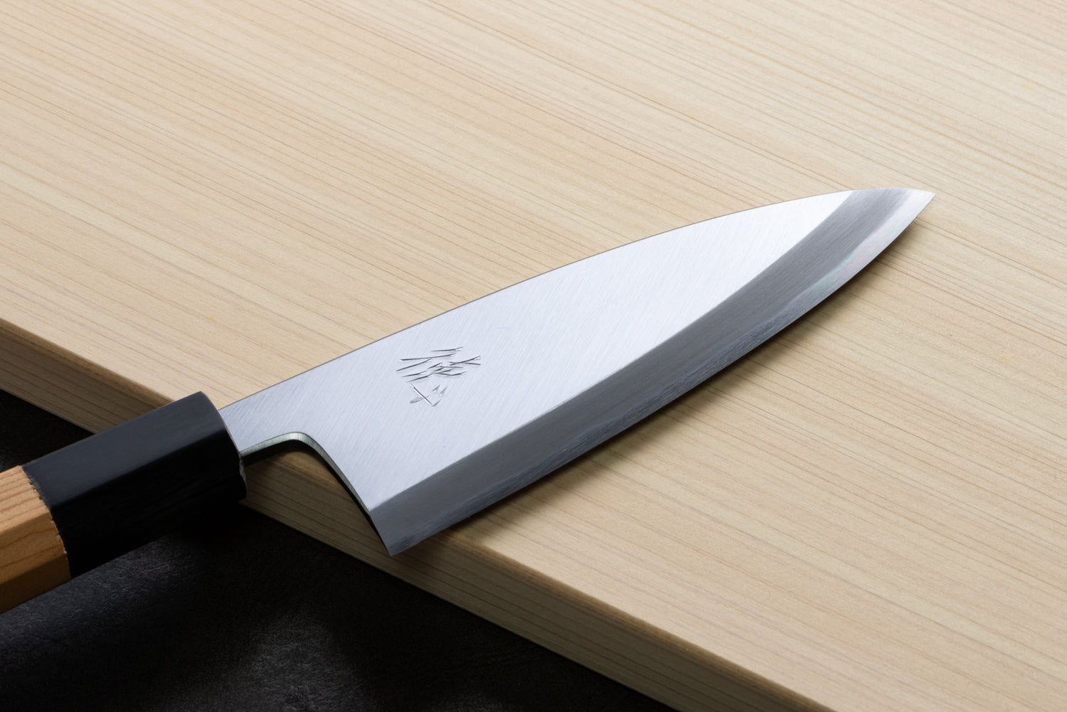 包丁の堺徳｜アジ切 堺打刃物 白二鋼 一位八角