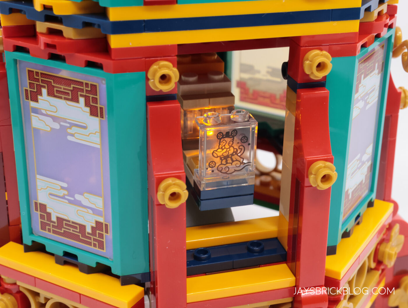 Review: LEGO 80116 Trotting Lantern - Jay's Brick Blog