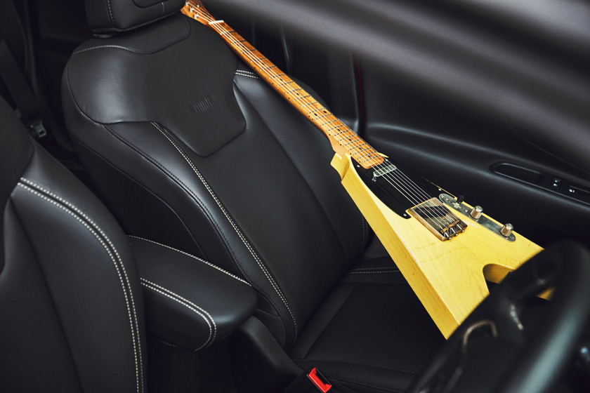 MY STANDARD. 音楽家・長岡亮介さんの定番アイテム7選