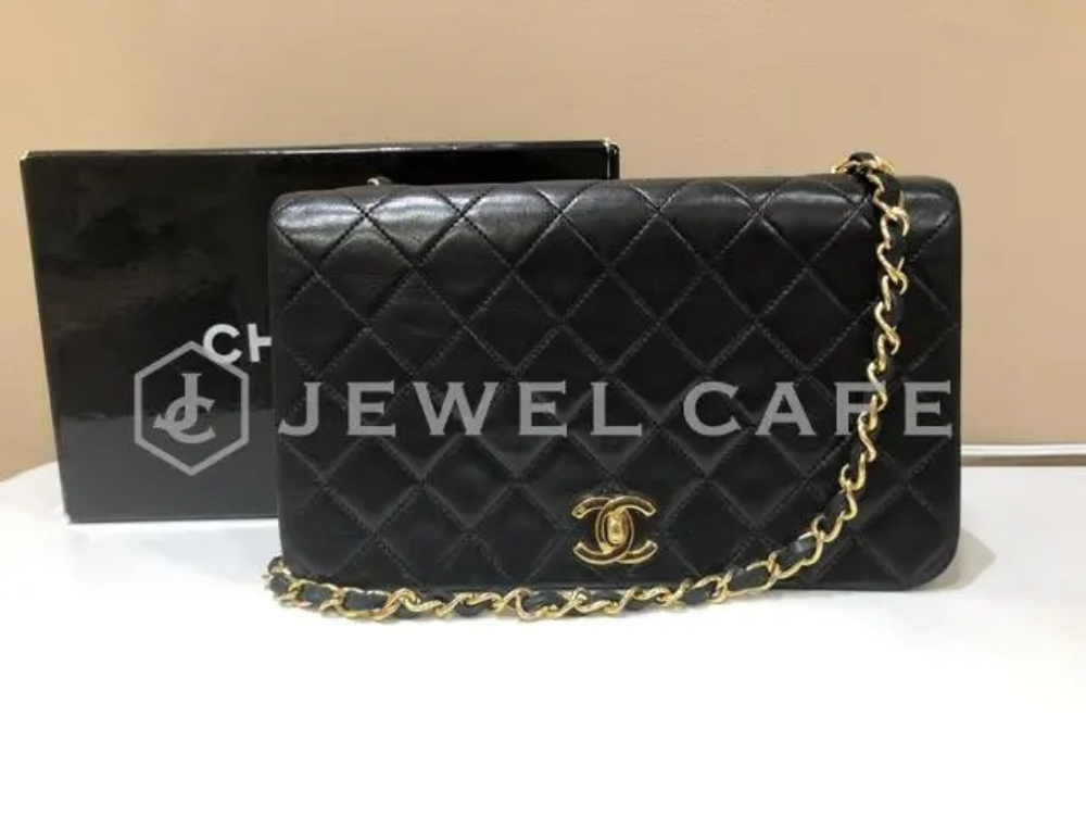 ブランド品のギャランティーカード（保証書）の基礎知識│注意点・再