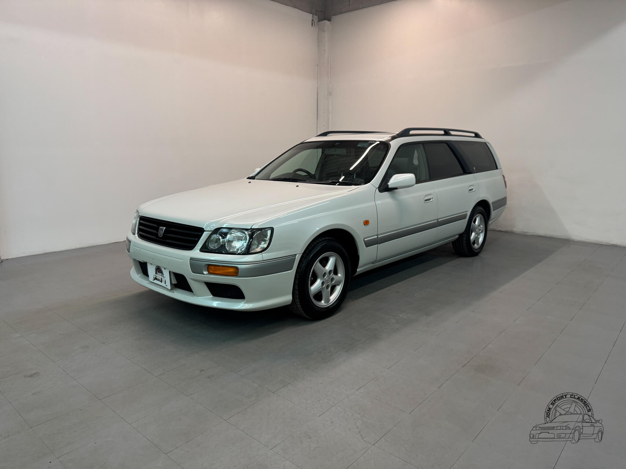 1998 Nissan Stagea 25X - JDM Sport Classics