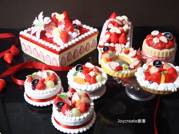 食品サンプル フェイクフード フレジェ風 スクエア ホールケーキ 小物入れ