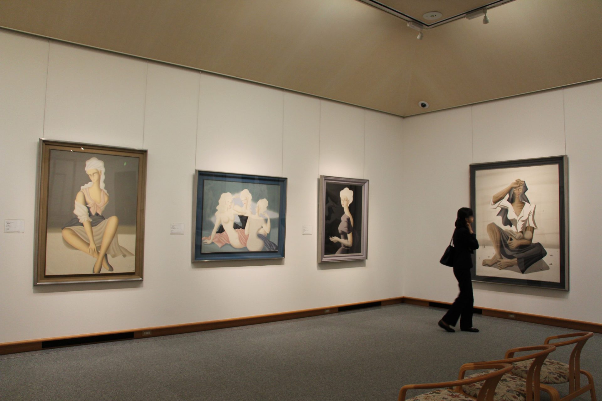 幼い頃、実は神戸に住んでいた 洋画家「東郷青児」の画業一望する特別