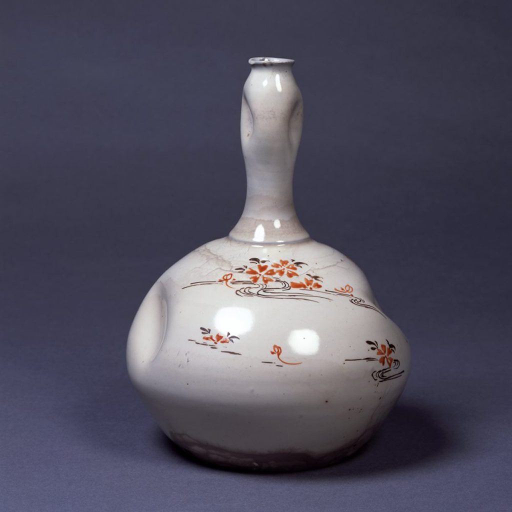 変わり続ける丹波焼の魅力 白丹波の最高傑作「桜川」 リモート