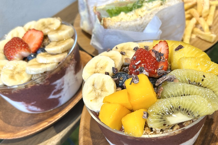 移転】アサイーボウル＆サンドイッチのカフェ『Bonheur(ボヌール