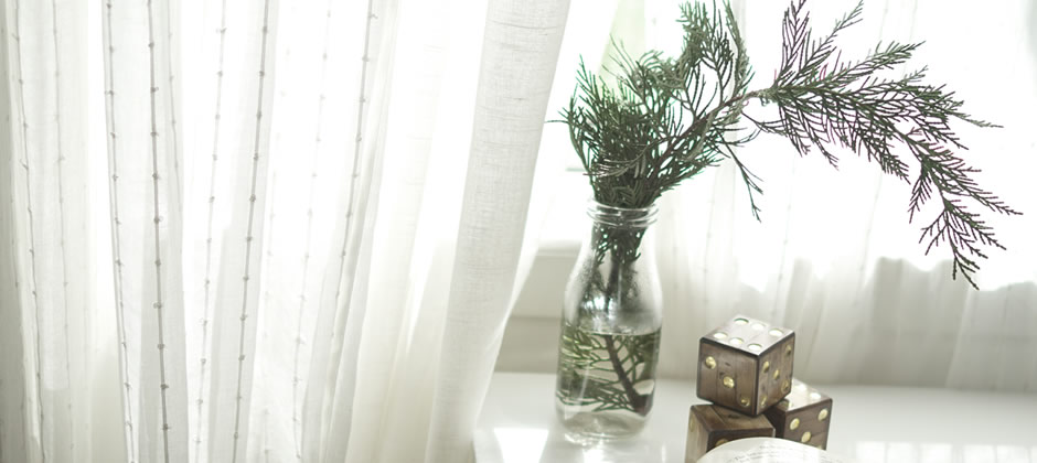 部屋別】カーテンの選び方。用途やインテリアにあわせて考えよう