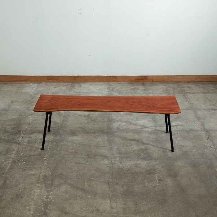 一枚板のベンチ、11点追加しました – 上手工作所