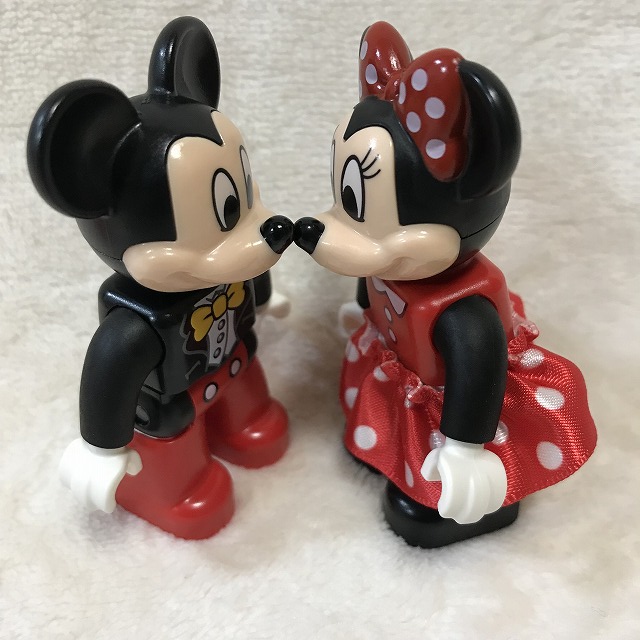 2歳の男の子・女の子に人気のミッキーや列車の入ったレゴデュプロはこれ！