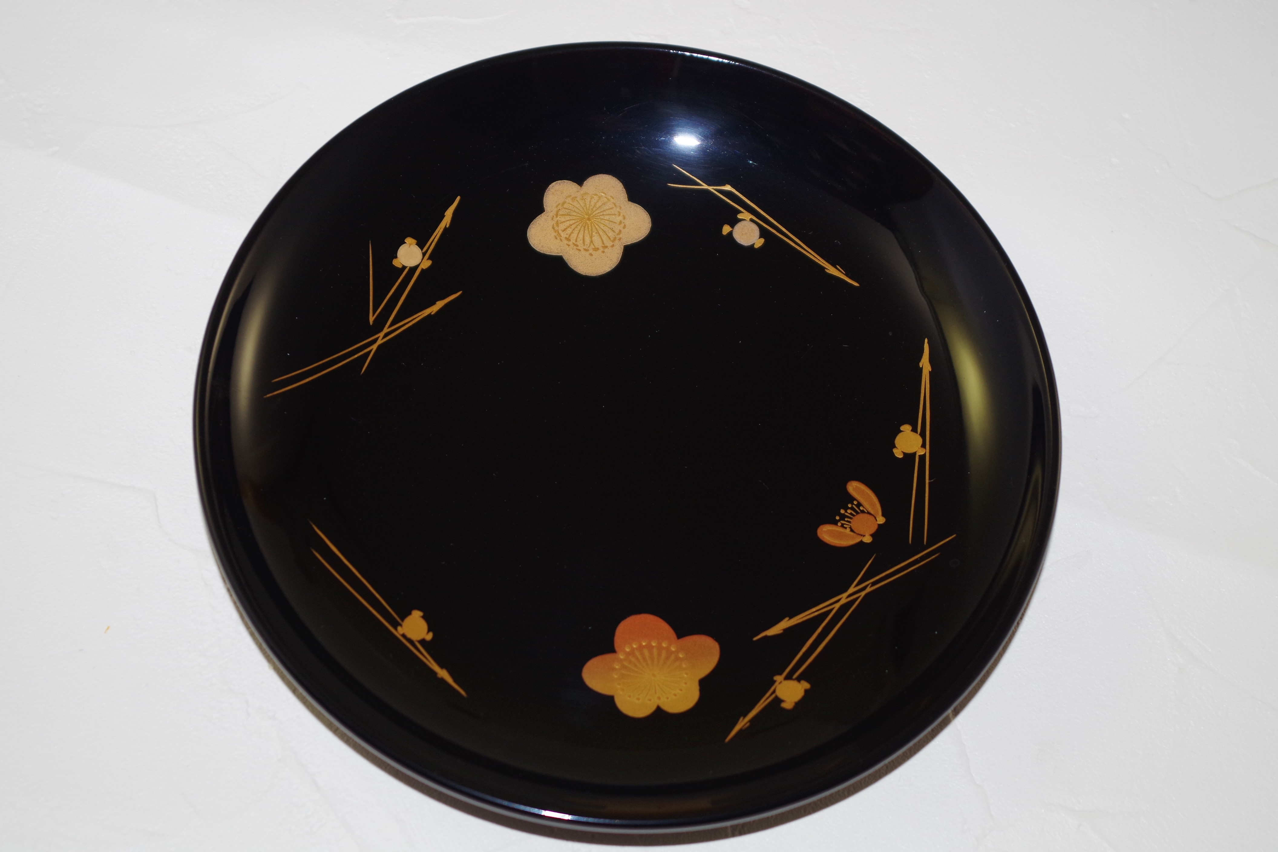 輪島塗 うさぎ屋 / 輪島塗 銘々皿梅松葉蒔絵