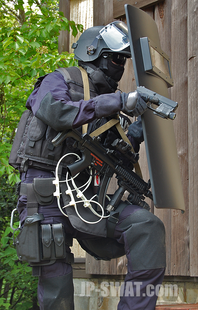 バリスティック・シールド（防弾盾） | 日本警察特殊部隊愛好会（JP