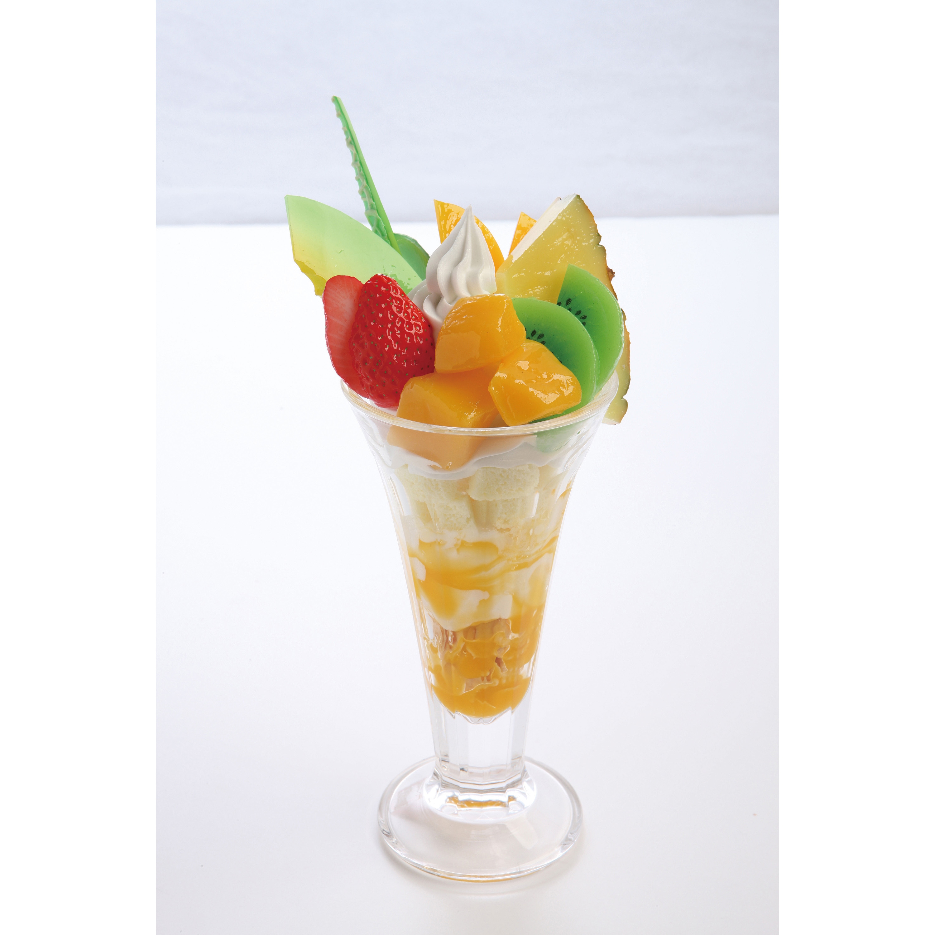 16-01 フルーツパフェ 食品サンプル(スイーツ・ドリンク) 1点 いわさき