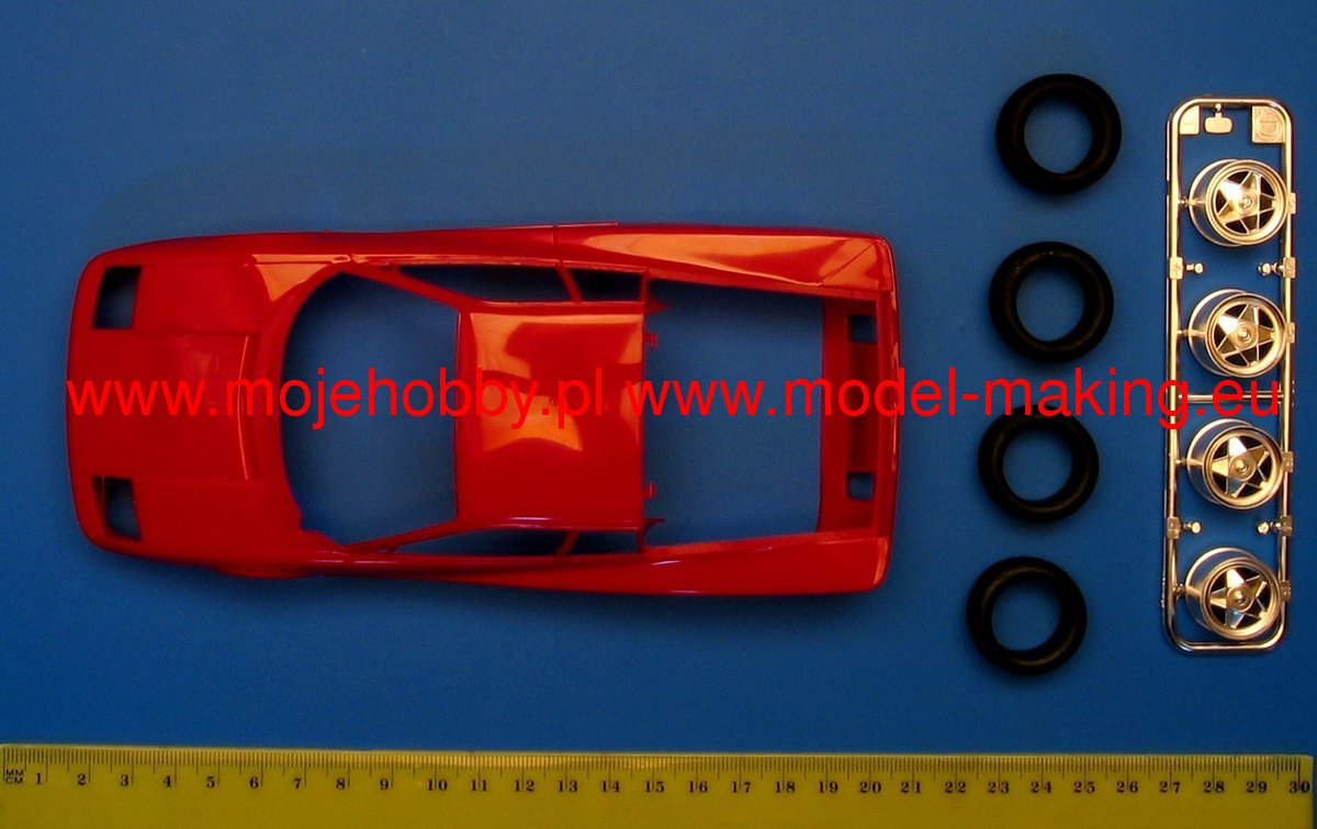 Ferrari Testarossa Tamiya 24059