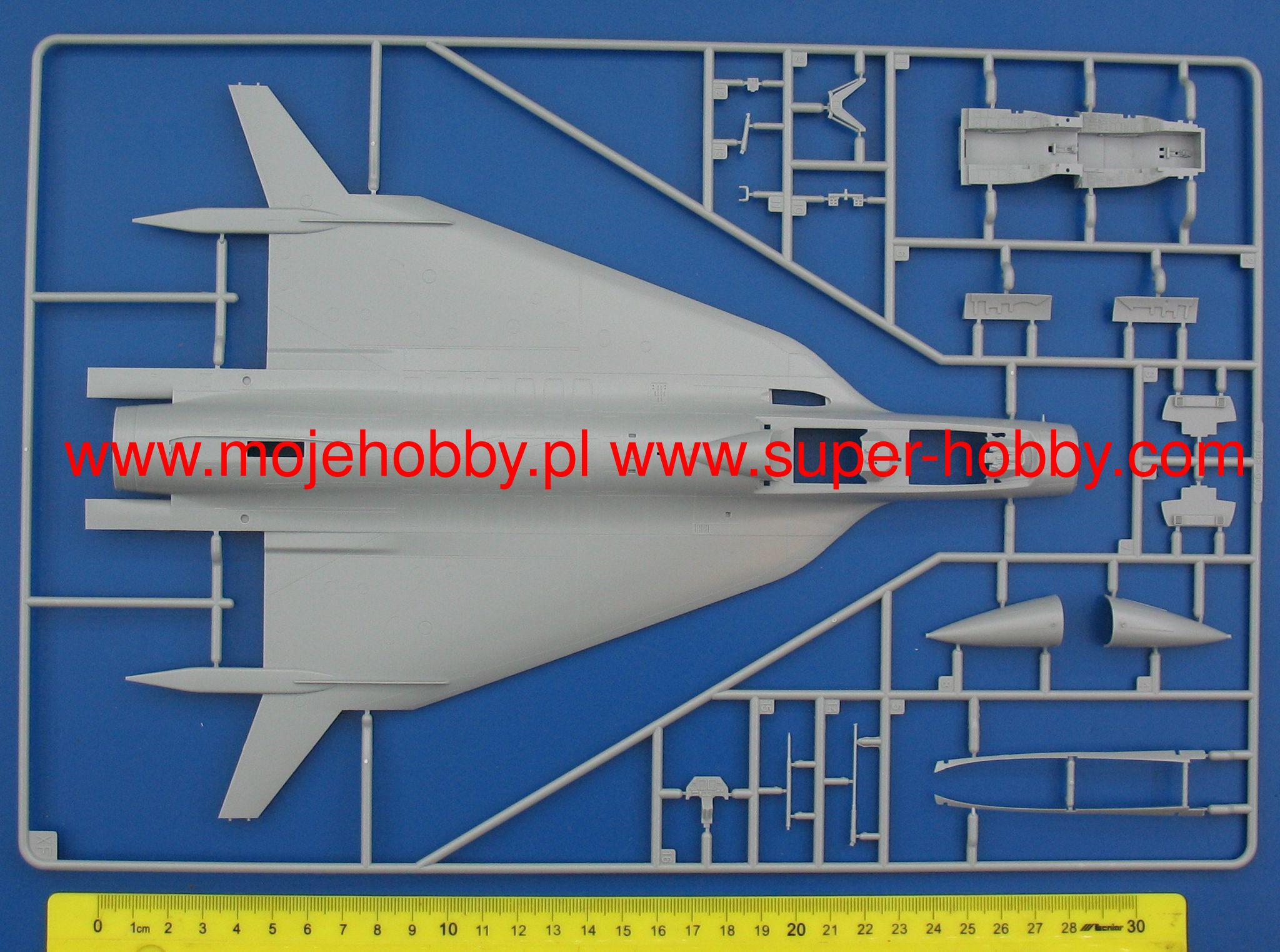 F-16XL-2 Experimental Fighter Kinetic 48086
