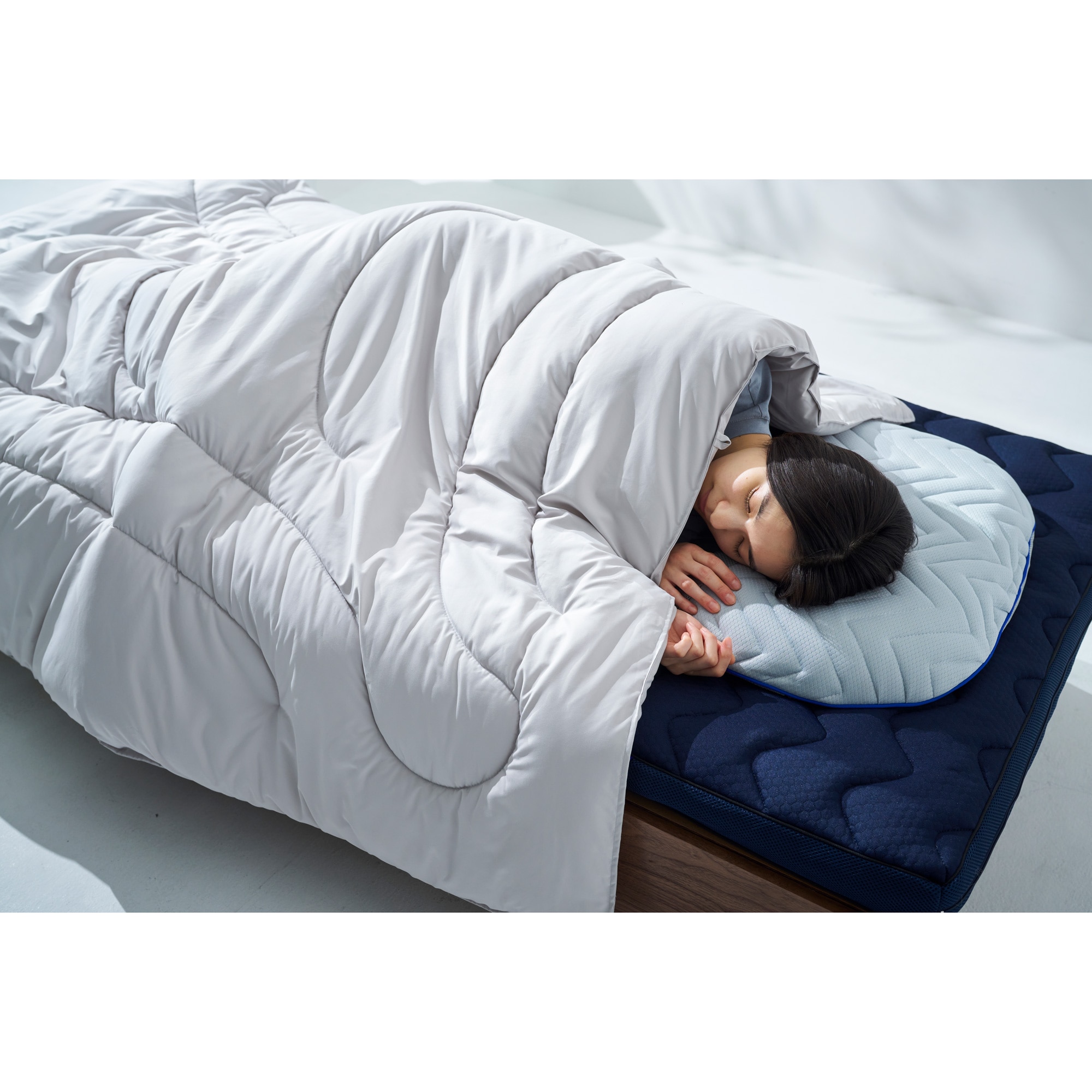 吸湿発熱】ブレスサーモ掛け布団|C2JKCY52|寝具|健康・日常生活品