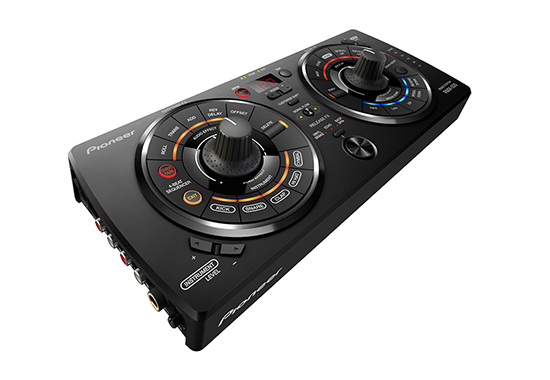 Professional CD Player CDJ-1000MK3 | アーカイブ | 商品のデザイン
