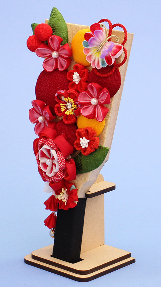 お花の羽子板 7号つまみ細工のおしゃれな羽子板 花づくし(赤) MDF