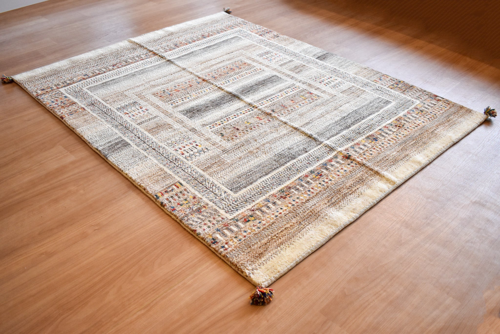 ギャッベ イラン産 リビングサイズ 159×202