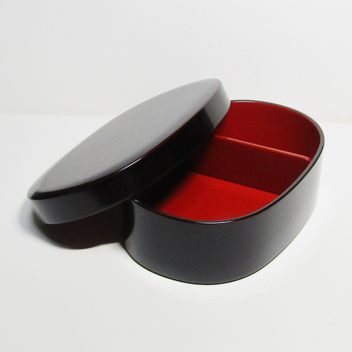 輪島塗 弁当箱 (1段) -無地- [内面朱色/外面黒タメ色] 小判形｜輪島市