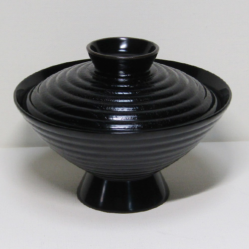 輪島塗 吸物椀 -菊の高蒔絵仕上げ (蓋裏)- [黒色(蓋表)・銀地 (蓋裏