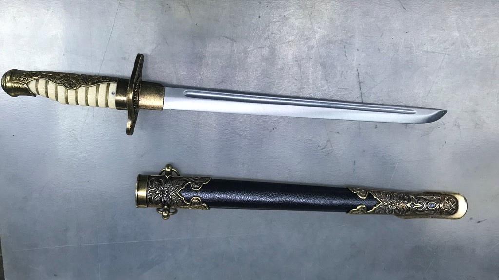 鎌倉 山海堂商店 西洋武器リスト (Sankaido Store in Kamakura)